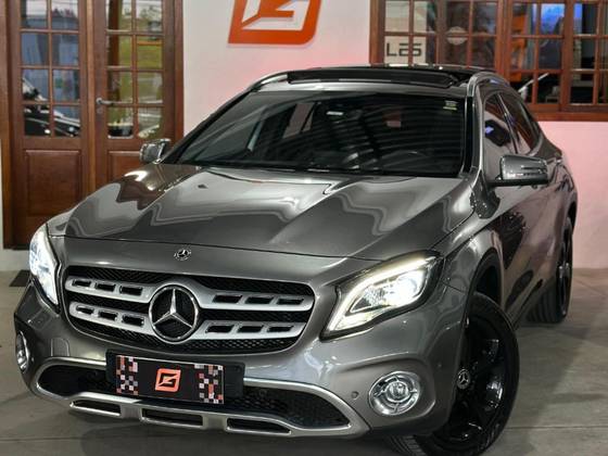 MERCEDES-BENZ GLA 200 1.6 CGI FLEX ENDURO 7G-DCT